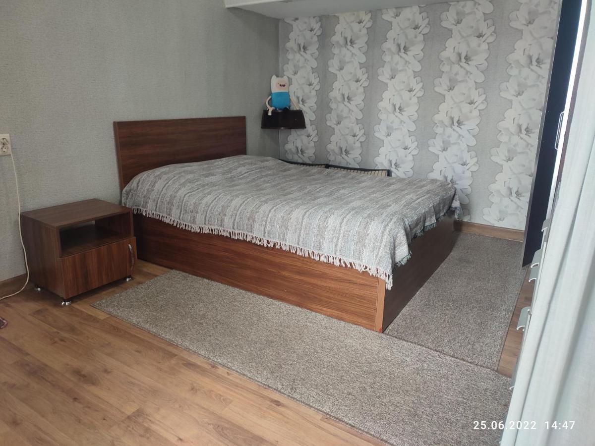 Квартира У Бульвара 1 Batoumi Extérieur photo