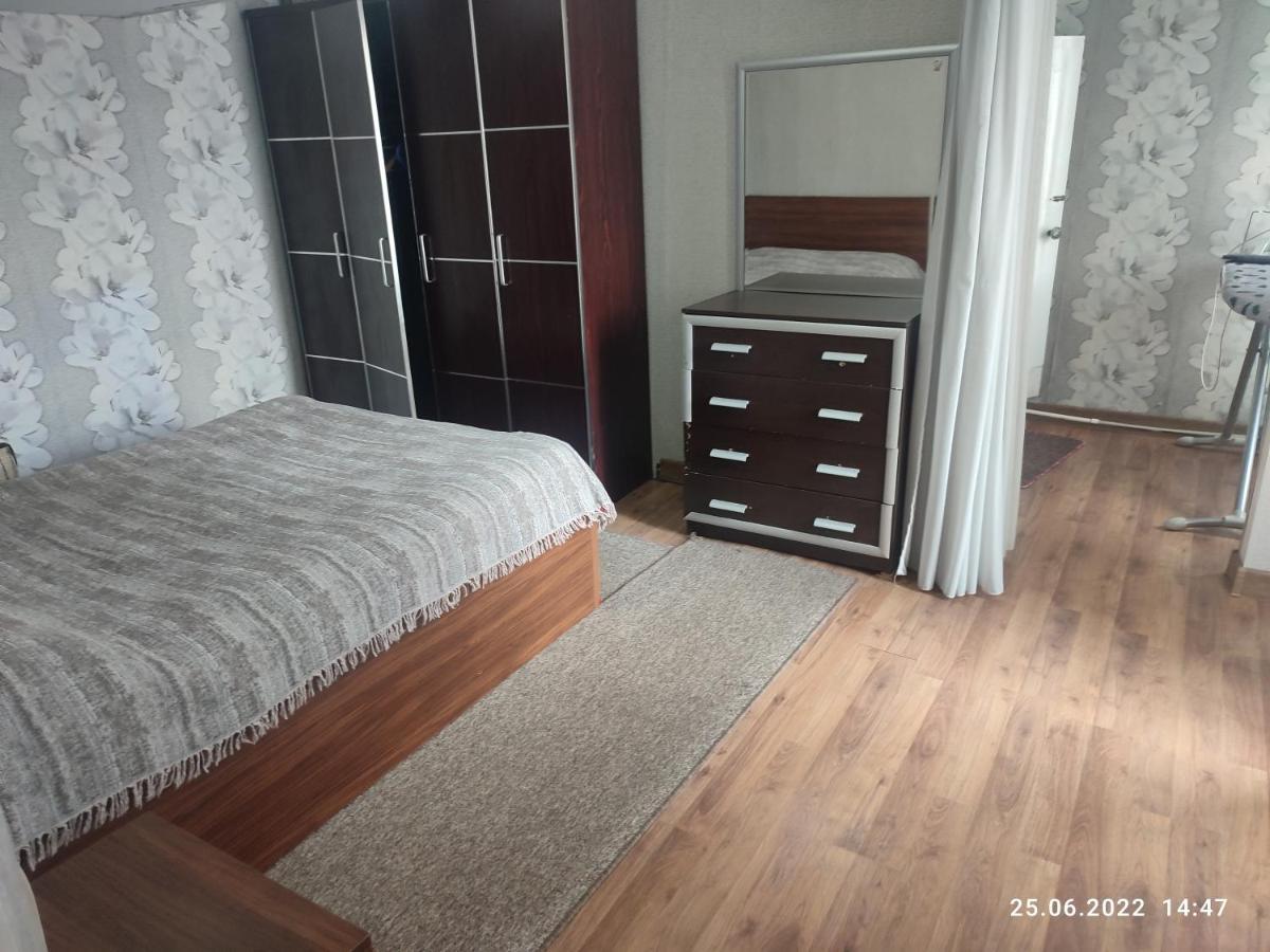 Квартира У Бульвара 1 Batoumi Extérieur photo